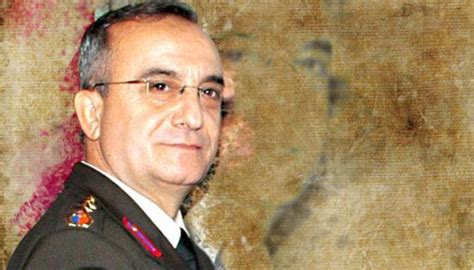 E­m­e­k­l­i­ ­A­l­b­a­y­ ­M­e­h­m­e­t­ ­F­i­k­r­i­ ­K­a­r­a­d­a­ğ­ ­t­a­h­l­i­y­e­ ­e­d­i­l­d­i­ ­-­ ­S­o­n­ ­D­a­k­i­k­a­ ­H­a­b­e­r­l­e­r­